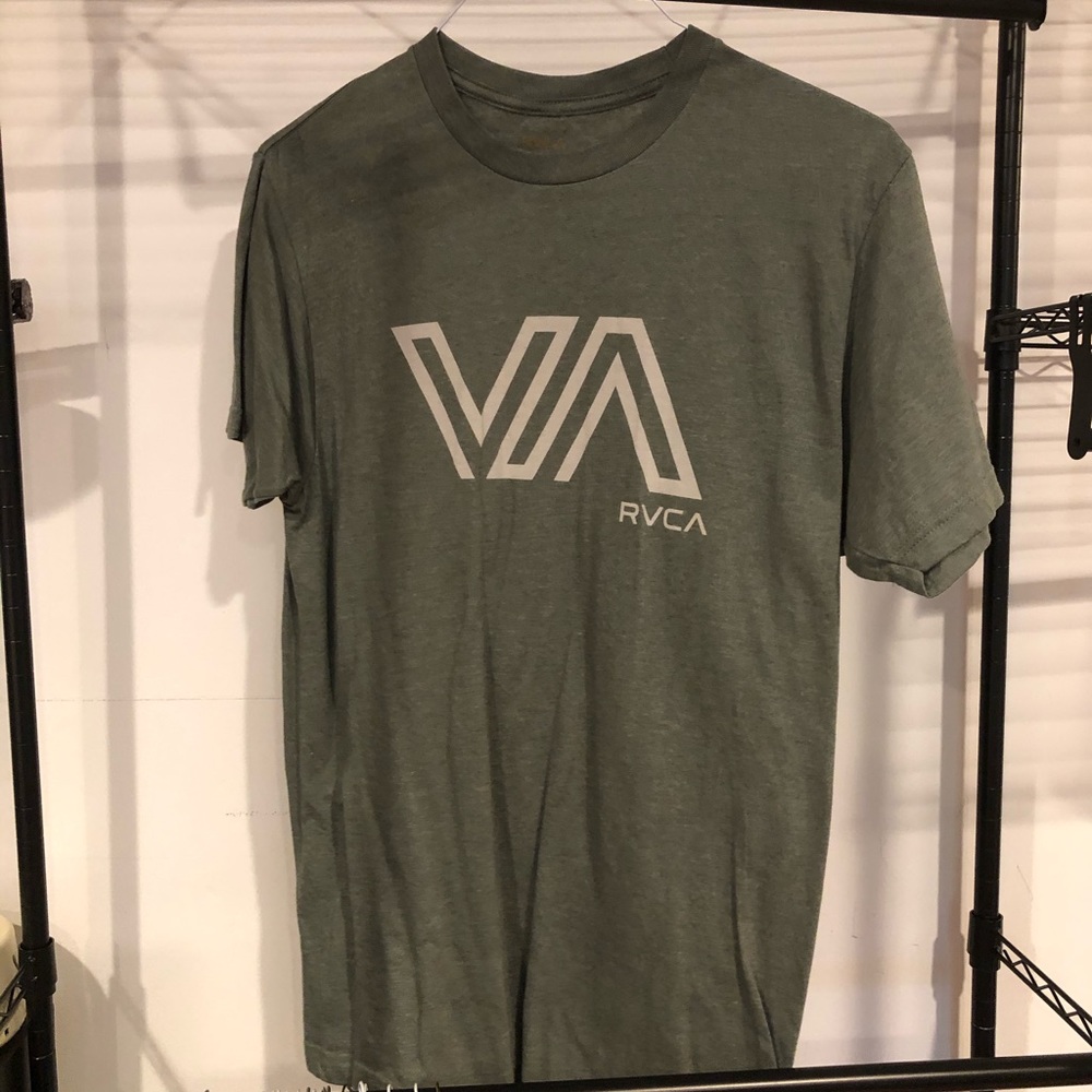 RVCA t-shirt